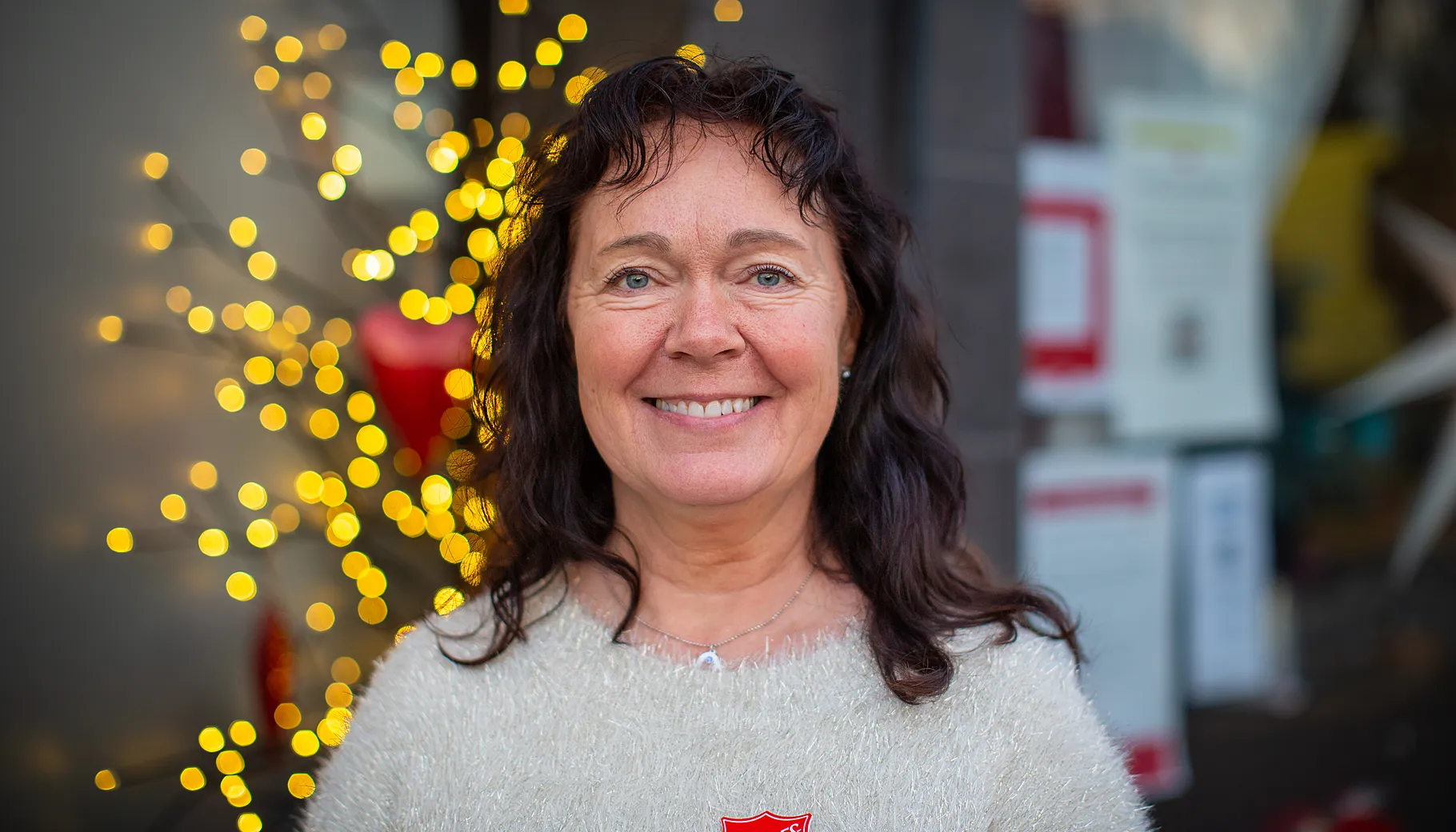 Cecilie Tennøy jobber tett på mennesker som trenger støtte – og leder arbeidet som gjør Varmestua til et viktig pusterom i hverdagen. Cecilie Tennøy jobber tett på mennesker som trenger støtte – og leder arbeidet som gjør Varmestua til et viktig pusterom i hverdagen.