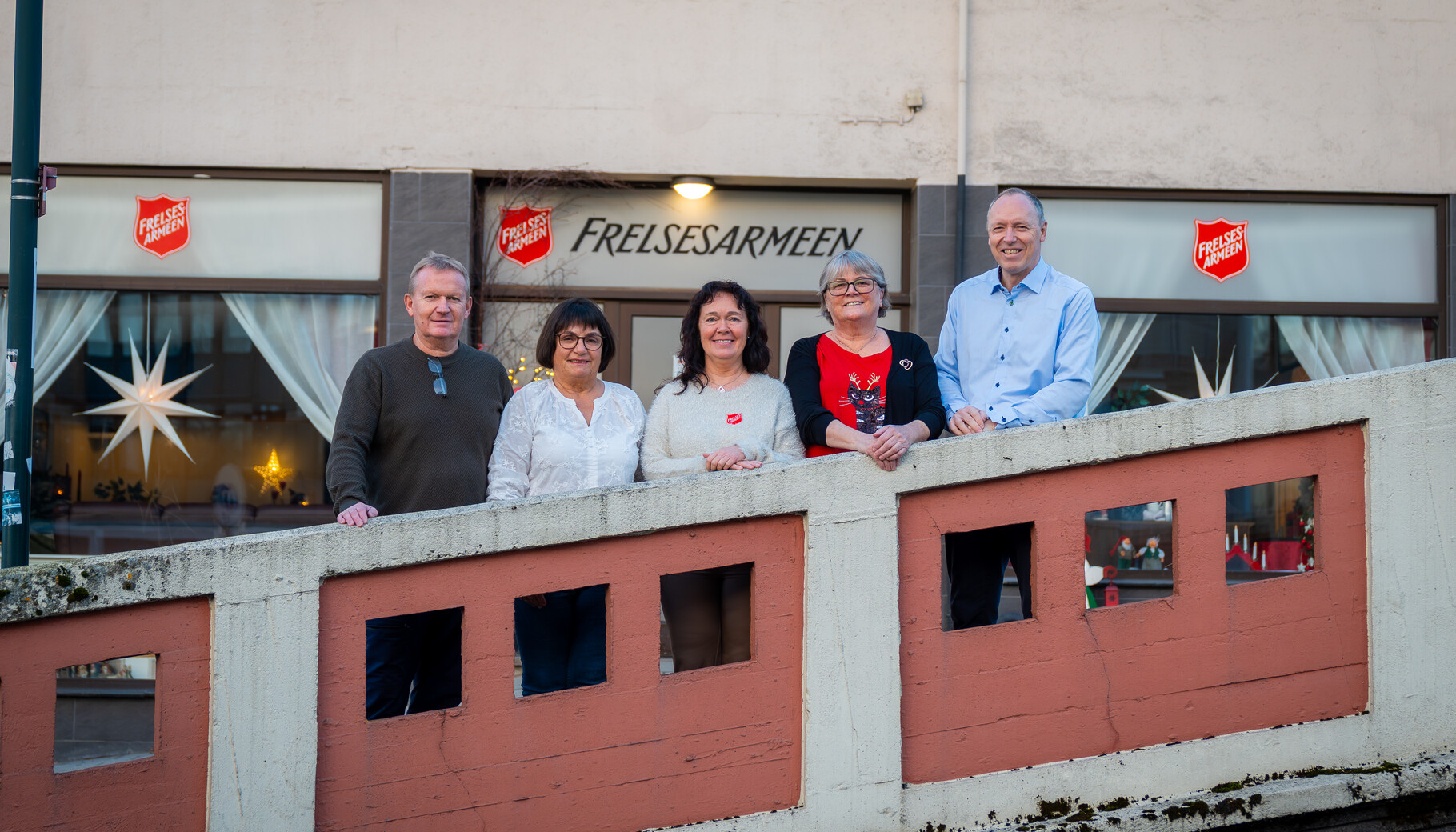 De frivillige bærer Varmestua – uten deres varme og innsats ville ikke tilbudet vært det samme. Fra venstre Reidar Solen, Anne Solem, Cecilie Tennøy, Mimmi Mork og Ivar Kosberg.