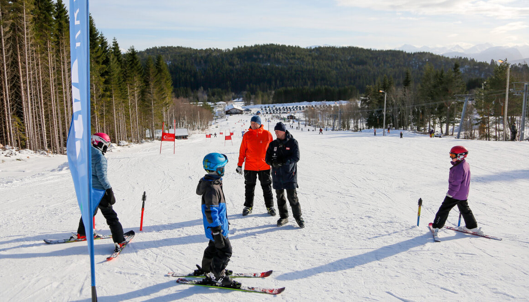 Det blir konkurranser for barna! Hvem er raskest ned til mål? 🏁🏆